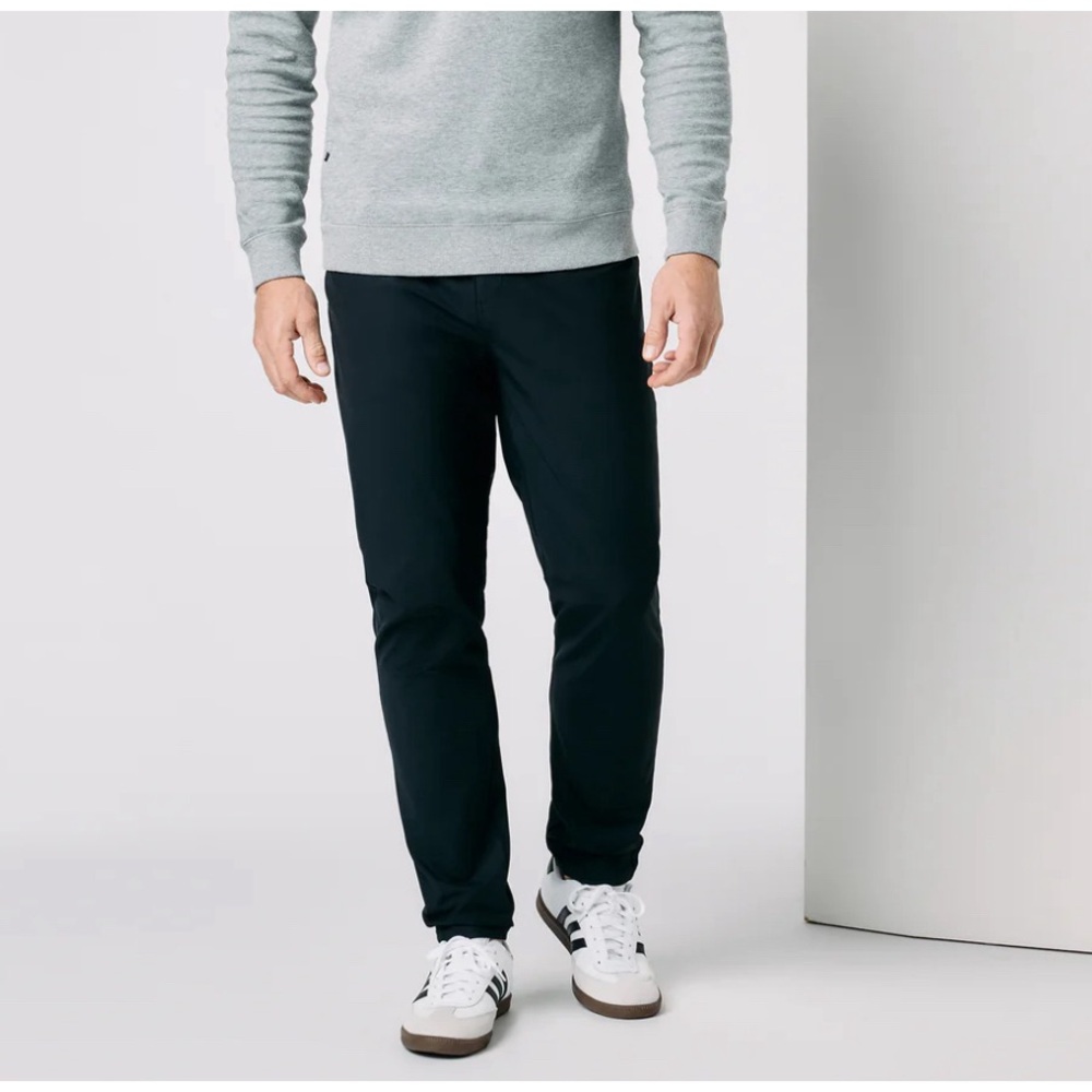 Brand NWT Vuori Men’s Meta Pant- black sz 34 x 30”